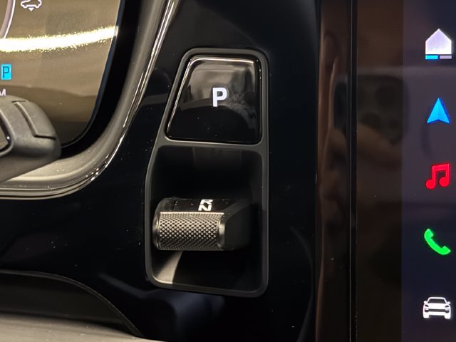 Certified 2025 Porsche Cayenne E-Hybrid w/ Premium Package Plus AWD/4WD image 23