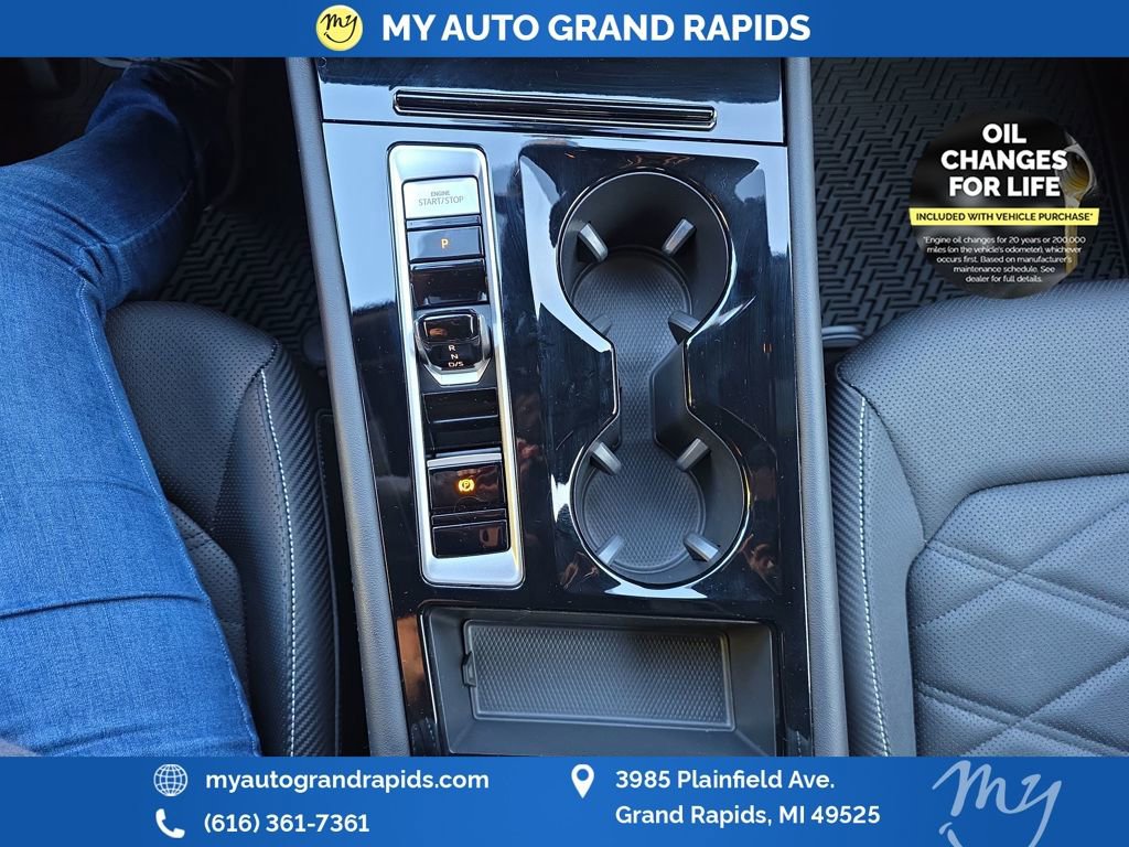 Used 2024 Volkswagen Atlas Cross Sport SE image 20