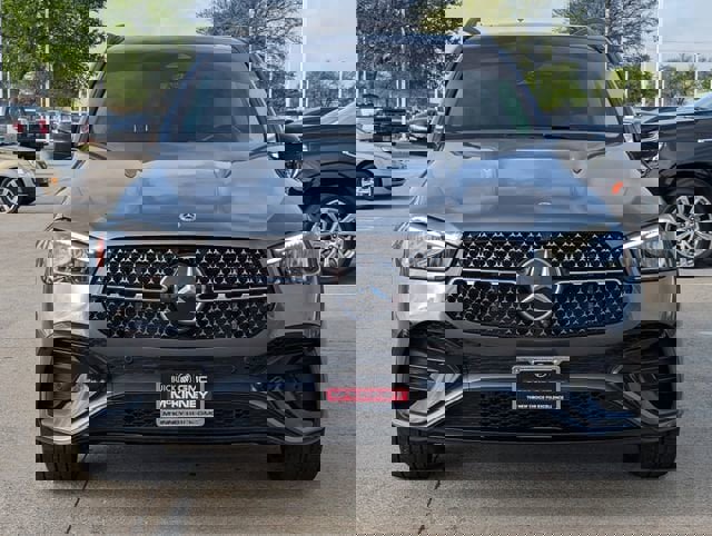 Used 2025 Mercedes-Benz GLE 350 4MATIC image 6