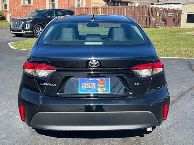 Used 2023 Toyota Corolla LE image 6