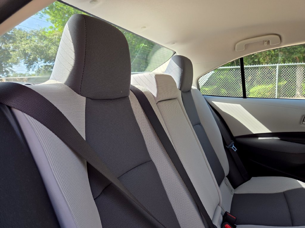 Certified 2025 Toyota Corolla LE w/ Convenience Package FWD image 18
