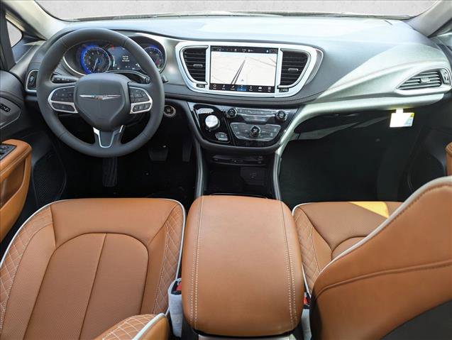 New 2026 Chrysler Pacifica Pinnacle image 14