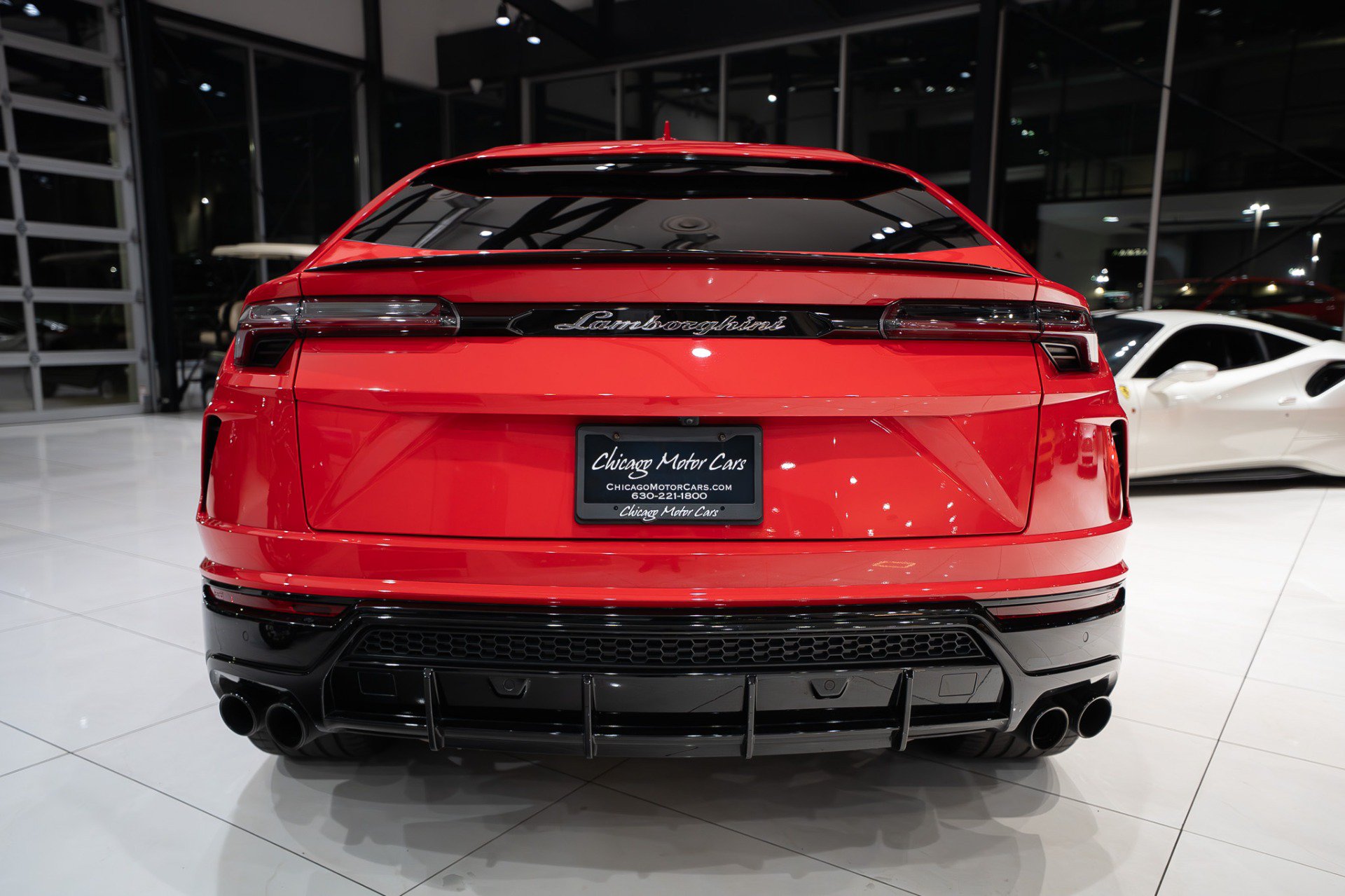 Used 2022 Lamborghini Urus AWD/4WD image 3