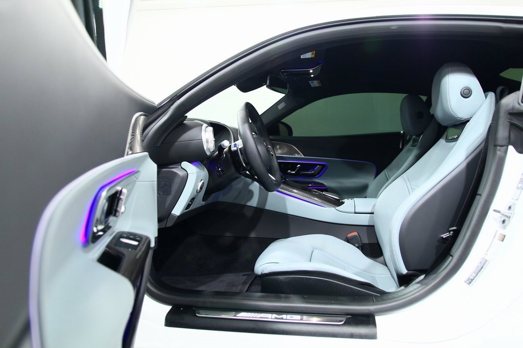 Used 2025 Mercedes-Benz AMG GT 63 image 4