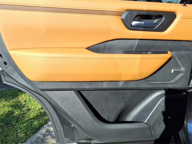 New 2026 Nissan Armada SL image 9