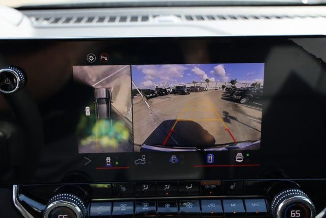 New 2026 GMC Canyon Elevation w/ Convenience Package image 18