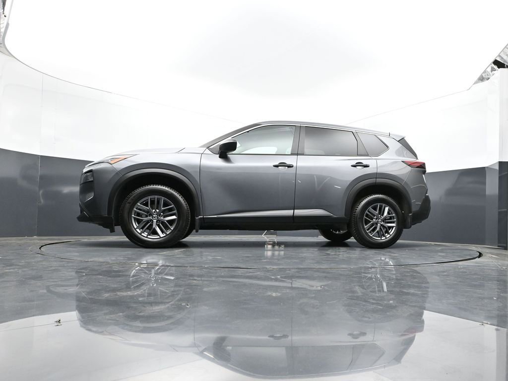 Used 2021 Nissan Rogue S AWD/4WD image 28