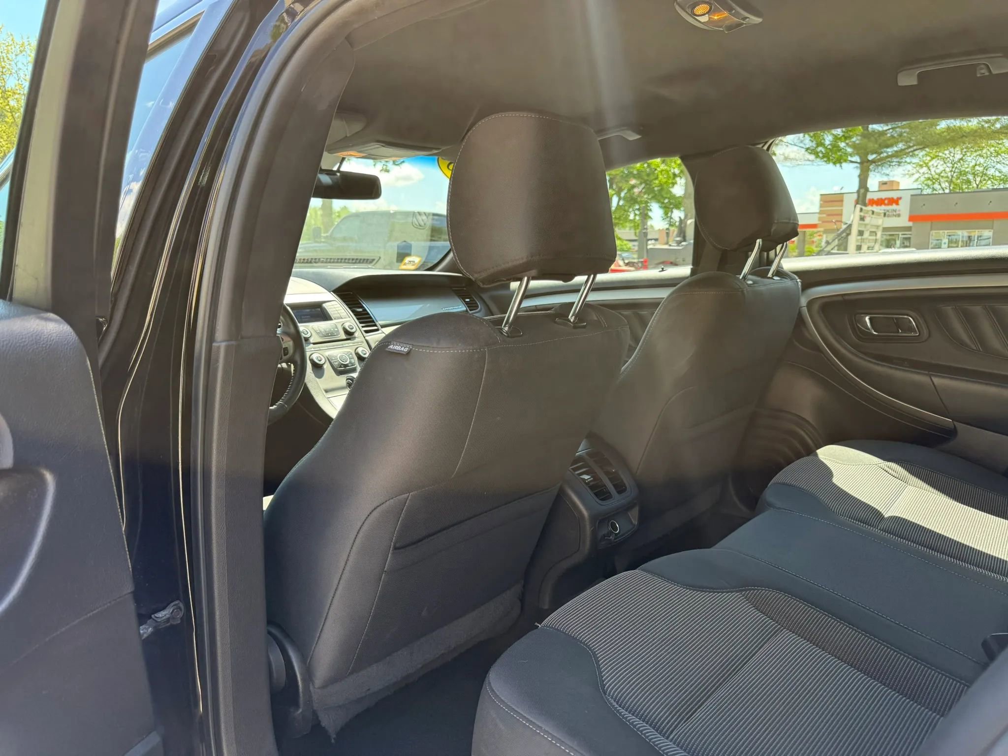 Used 2018 Ford Taurus SEL FWD image 13