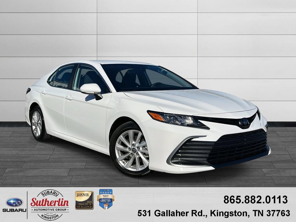 Used 2023 Toyota Camry LE image 1