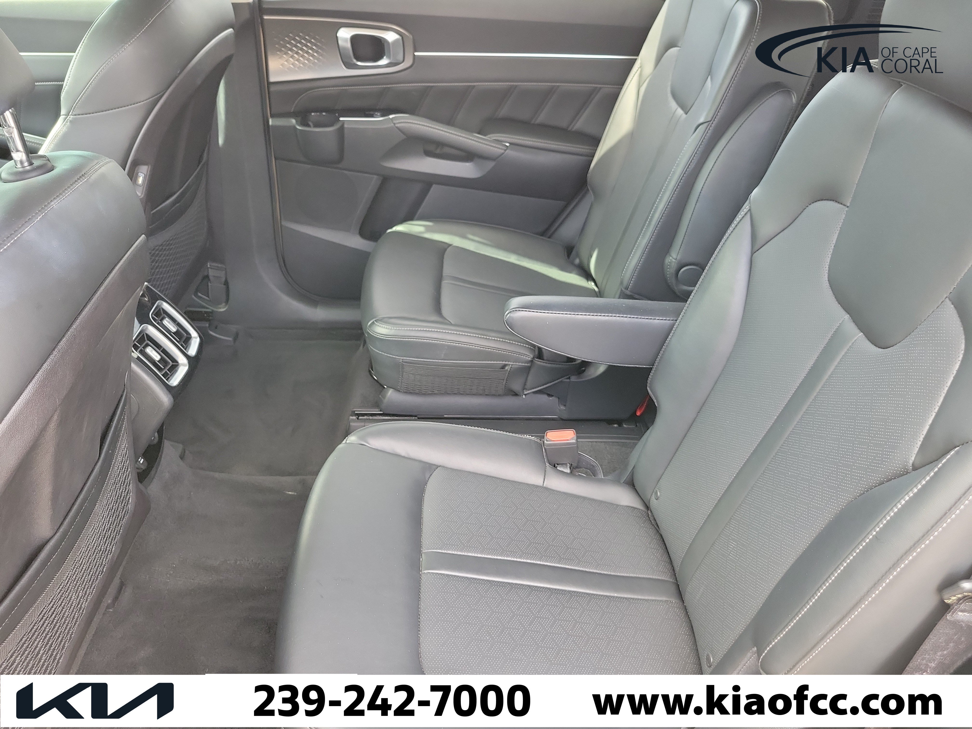 Used 2021 Kia Sorento SX AWD/4WD image 12