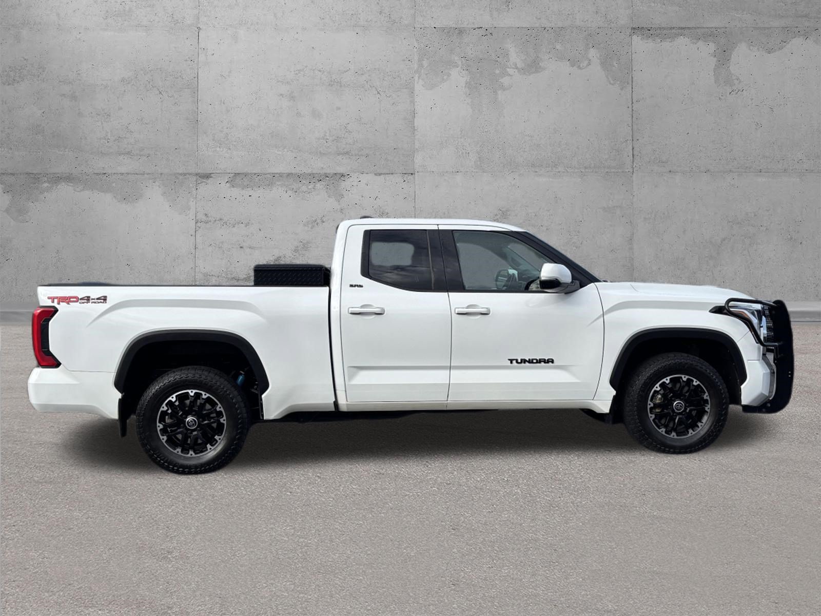 Used 2022 Toyota Tundra SR5 w/ TRD Off-Road Package AWD/4WD image 8