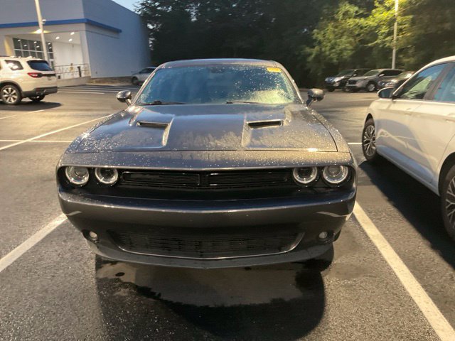 Used 2019 Dodge Challenger SXT w/ Blacktop Package RWD image 10