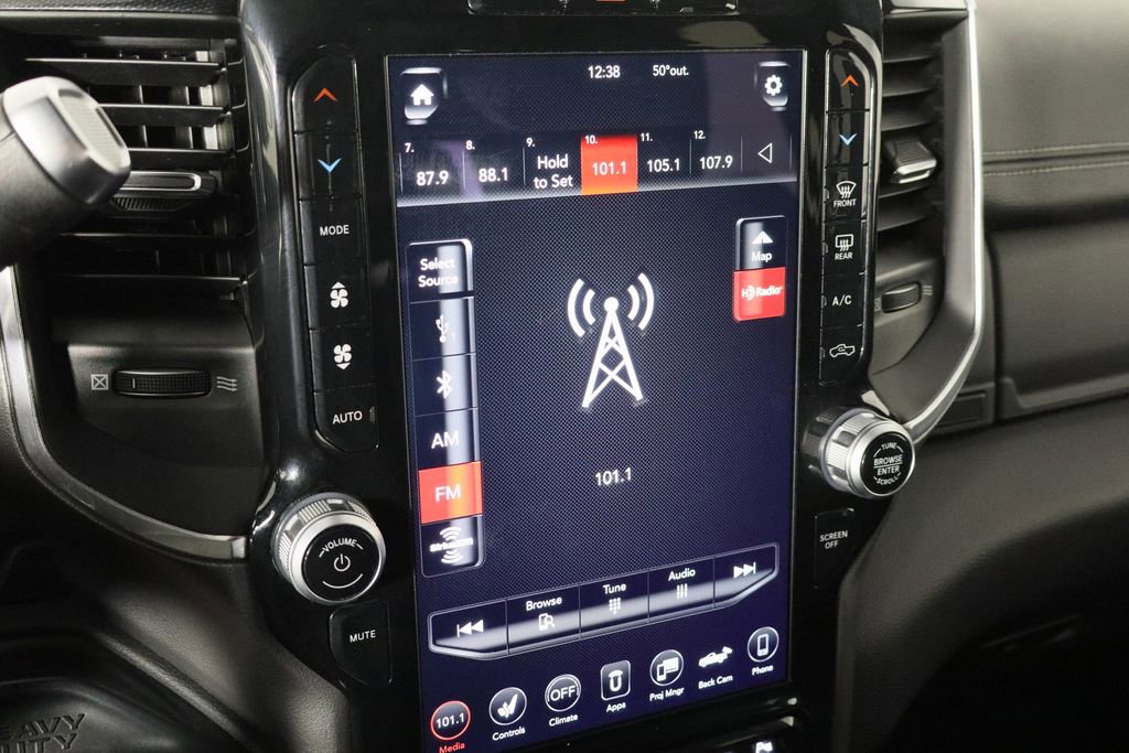 Used 2021 RAM 2500 Laramie w/ Night Edition image 32