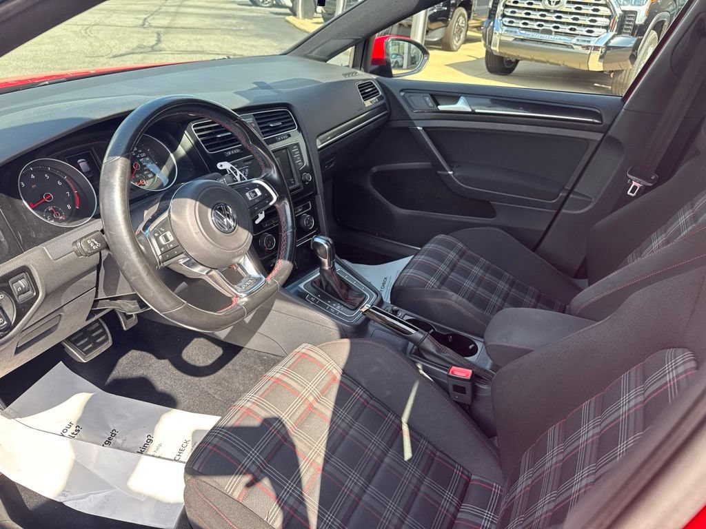 Used 2016 Volkswagen GTI S FWD image 13