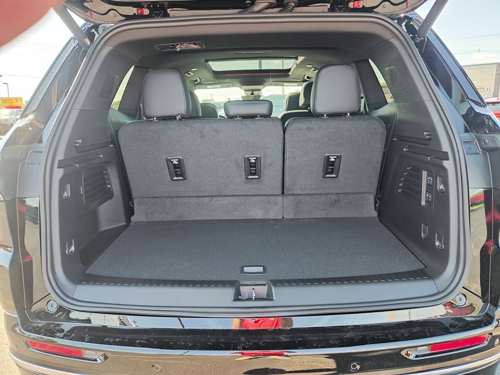 New 2026 Buick Enclave Avenir w/ Super Cruise Package AWD/4WD image 9