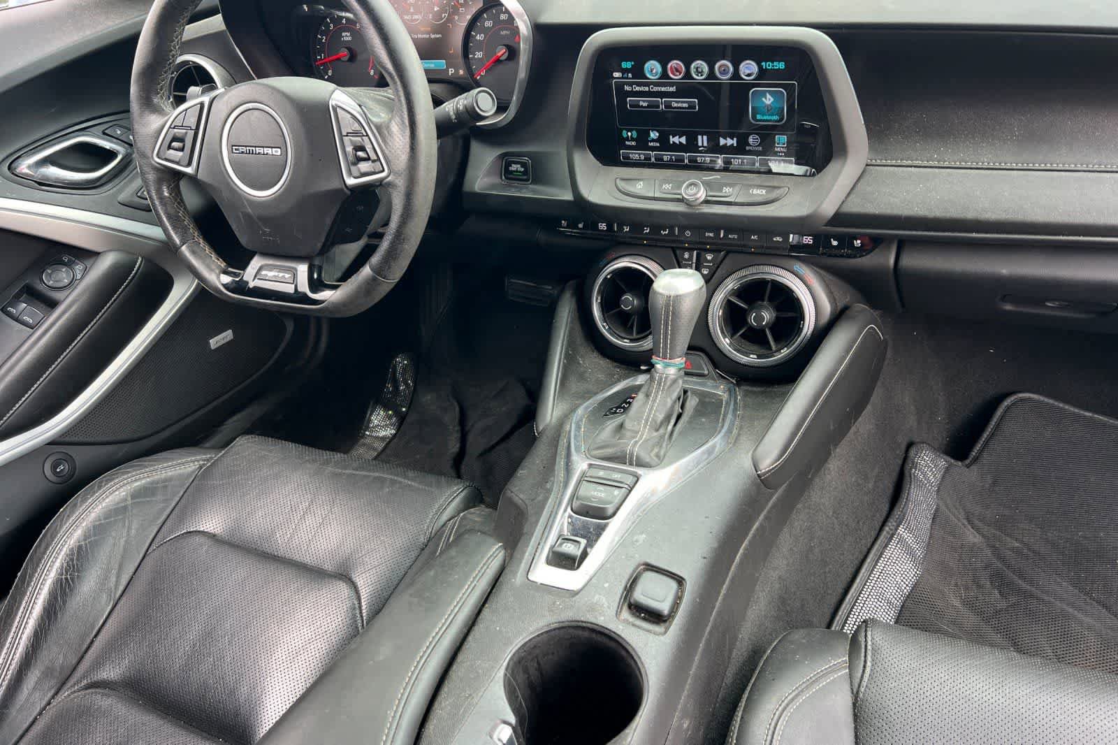 Used 2017 Chevrolet Camaro LT RWD image 4