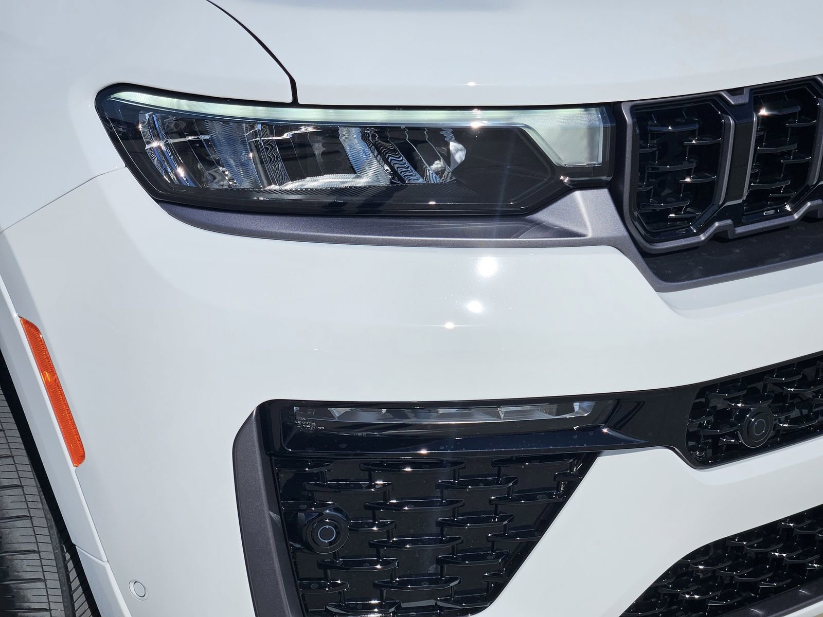 New 2026 Jeep Grand Cherokee L Summit image 9