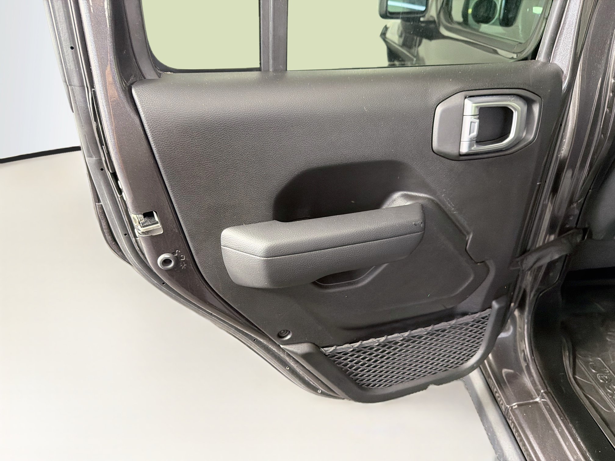 Used 2024 Jeep Wrangler Unlimited AWD/4WD image 26
