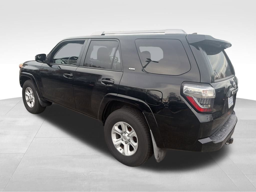 Used 2016 Toyota 4Runner SR5 image 5