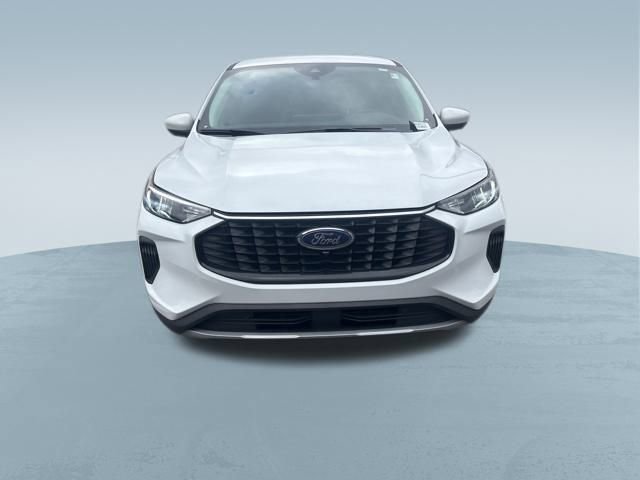 Used 2023 Ford Escape Active image 49