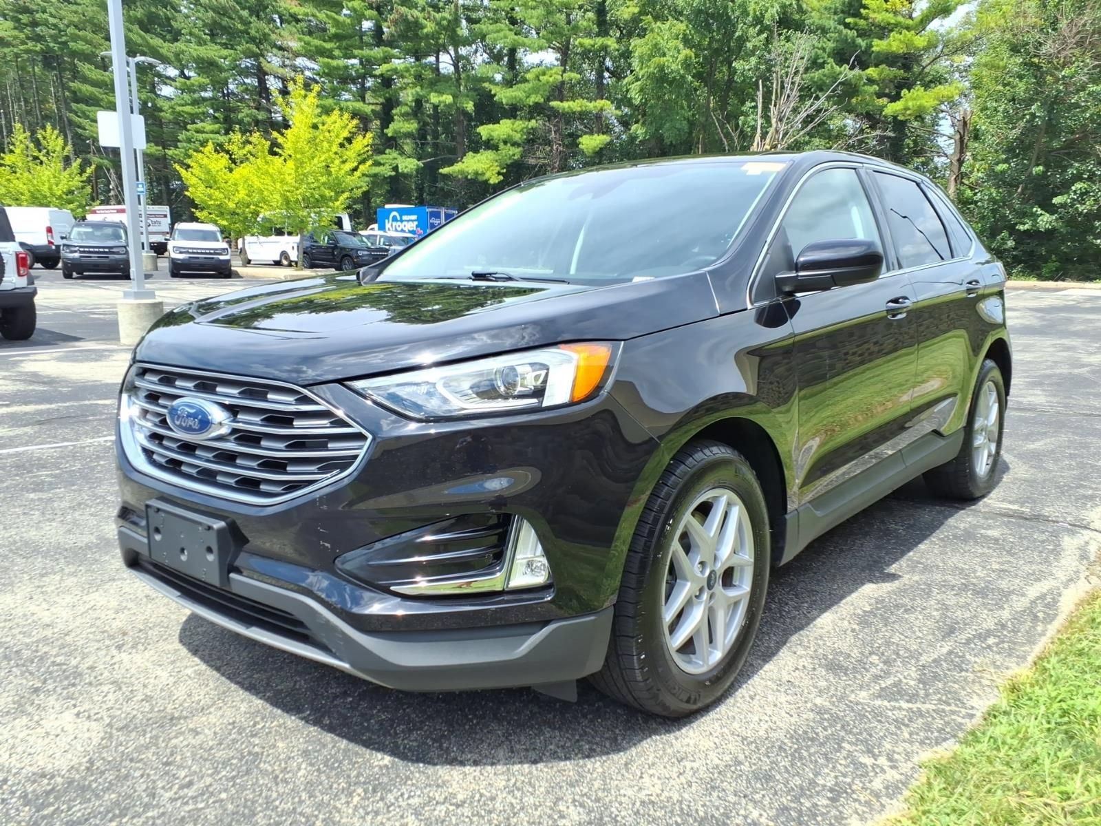 Used 2021 Ford Edge SEL AWD/4WD image 4