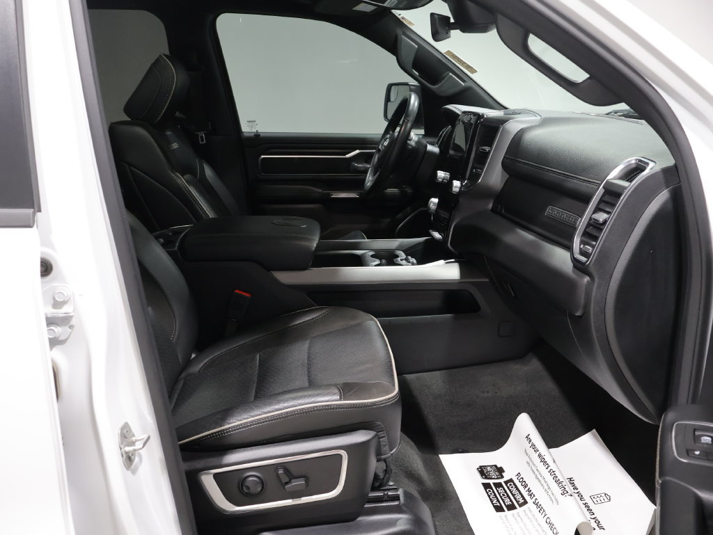 Used 2024 RAM 1500 Laramie AWD/4WD image 22
