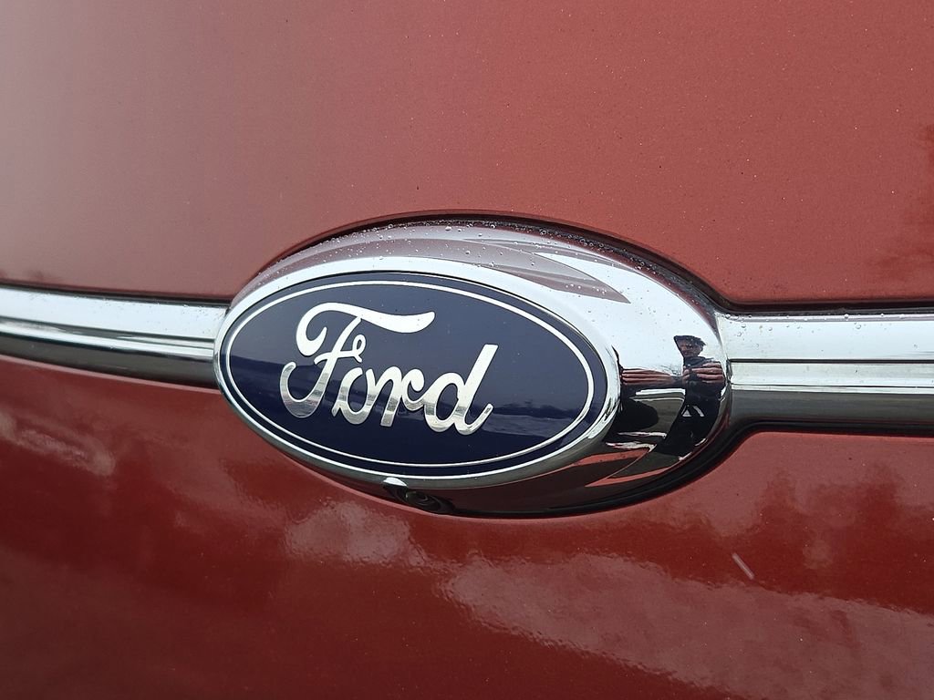 Used 2014 Ford Taurus Limited image 28