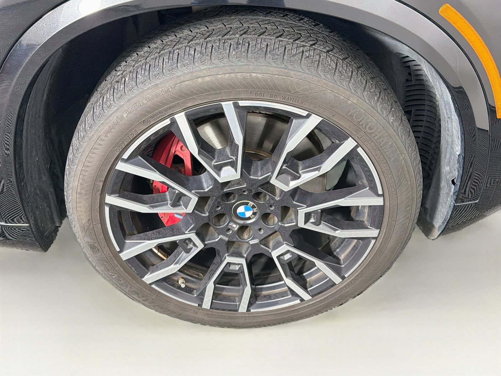 Used 2024 BMW X5 xDrive40i w/ M Sport Package AWD/4WD image 35