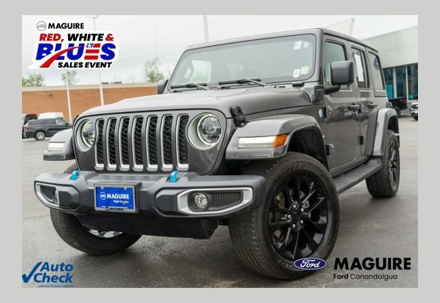 Used 2023 Jeep Wrangler Unlimited Sahara w/ Cold Weather Group AWD/4WD image 1