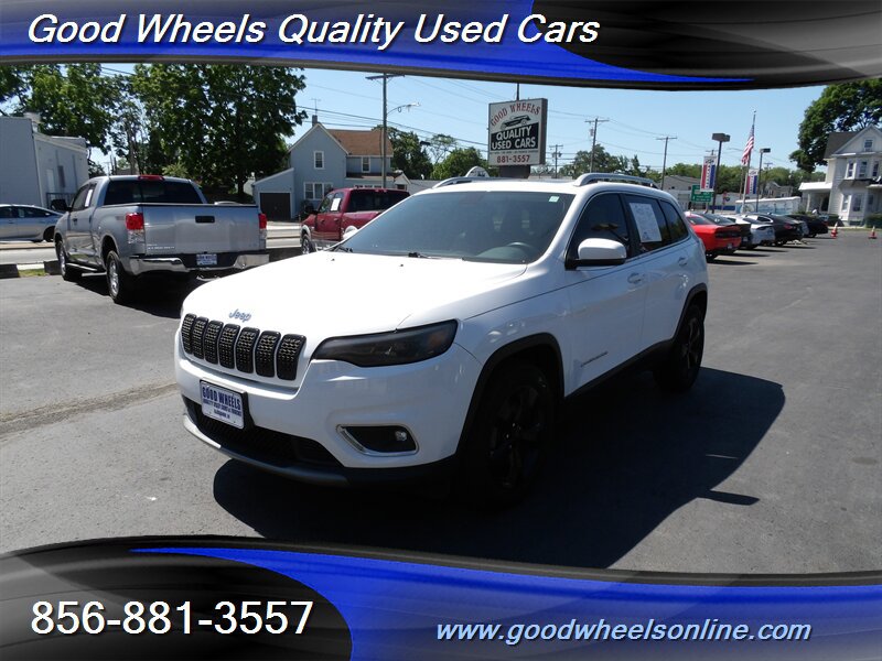 Used 2019 Jeep Cherokee Limited AWD/4WD image 1