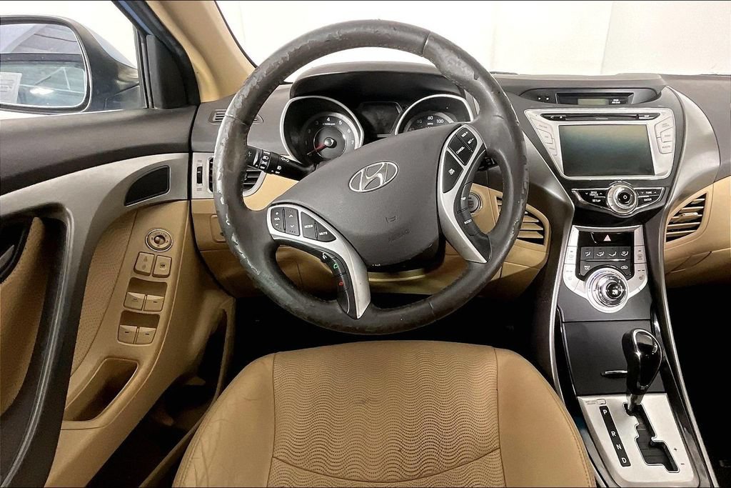 Used 2011 Hyundai Elantra Limited w/ Premium Pkg 5 FWD image 8