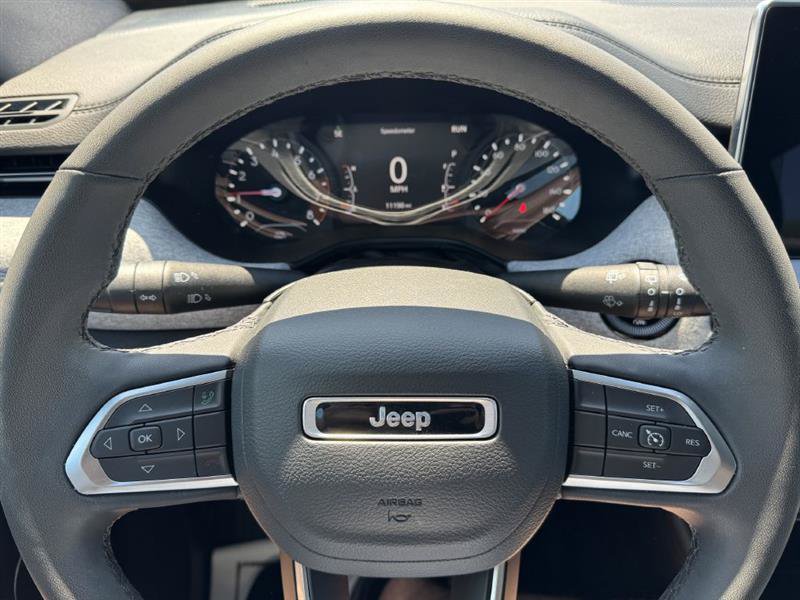 Used 2024 Jeep Compass Latitude AWD/4WD image 12