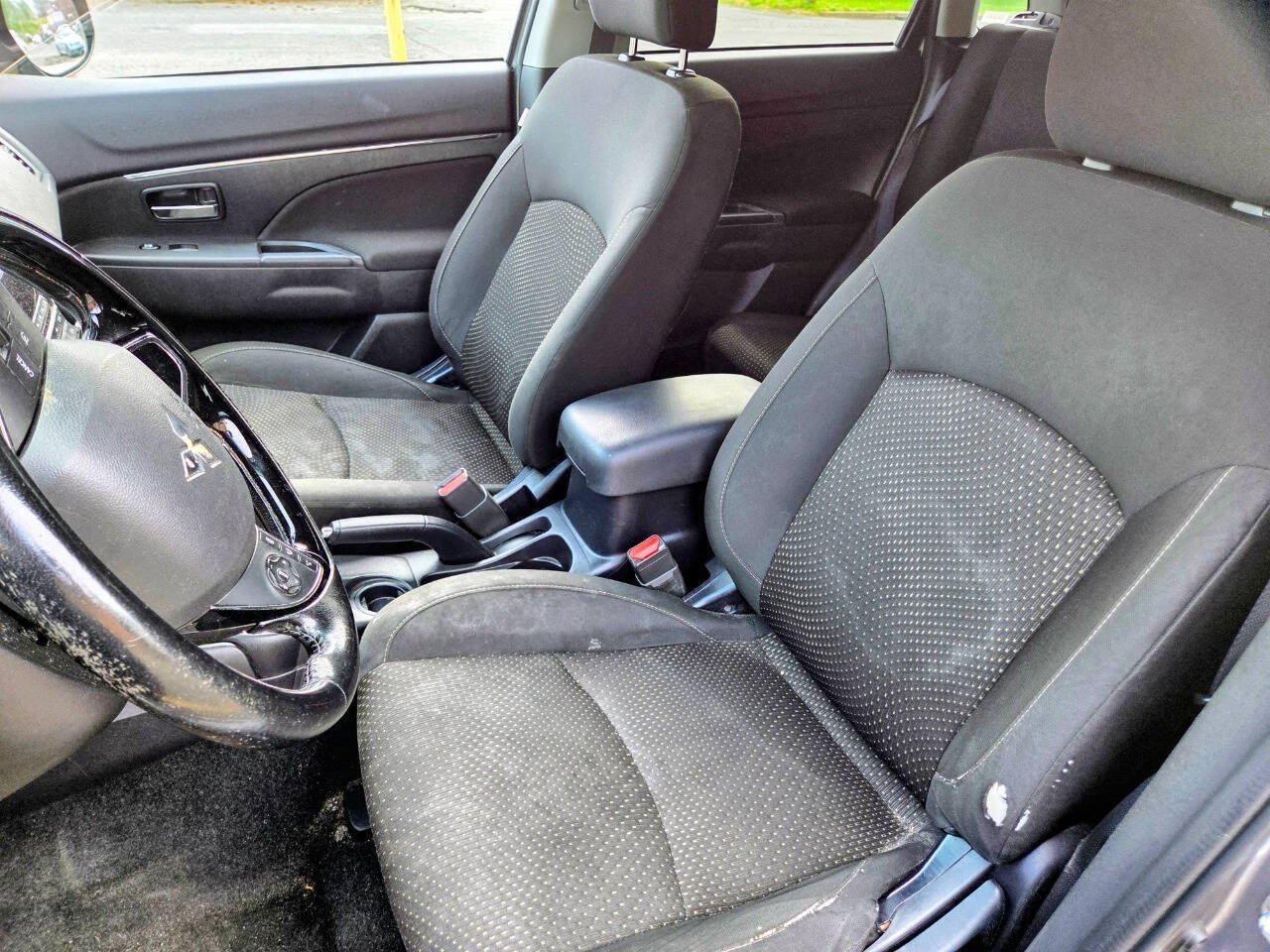 Used 2016 Mitsubishi Outlander Sport ES FWD image 10