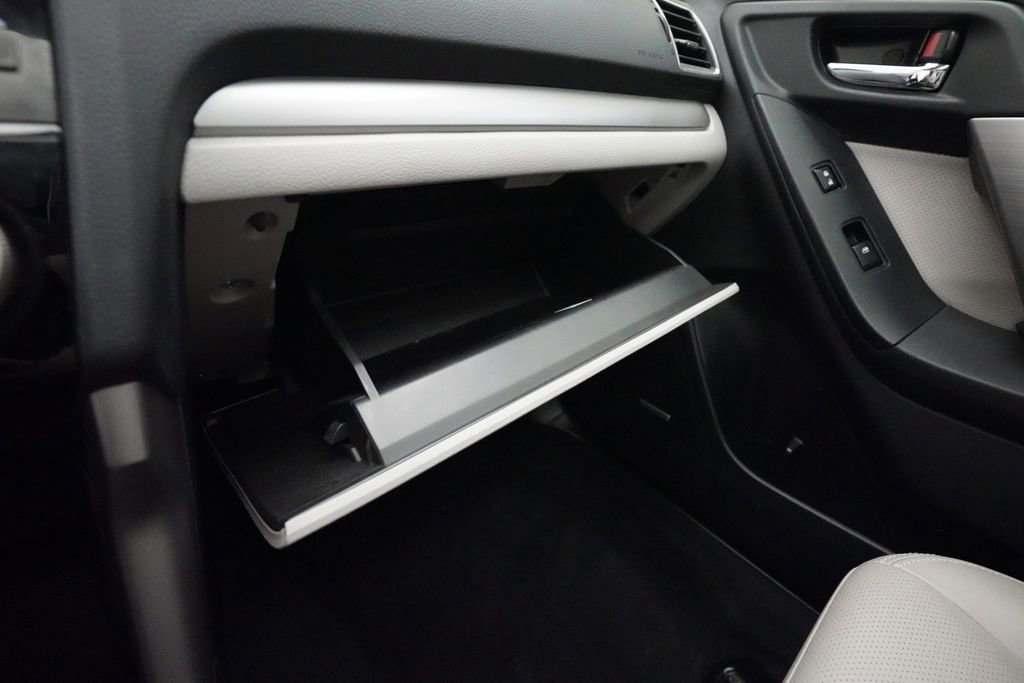 Used 2016 Subaru Forester 2.5i Touring w/ Eyesight & Navigation System image 31