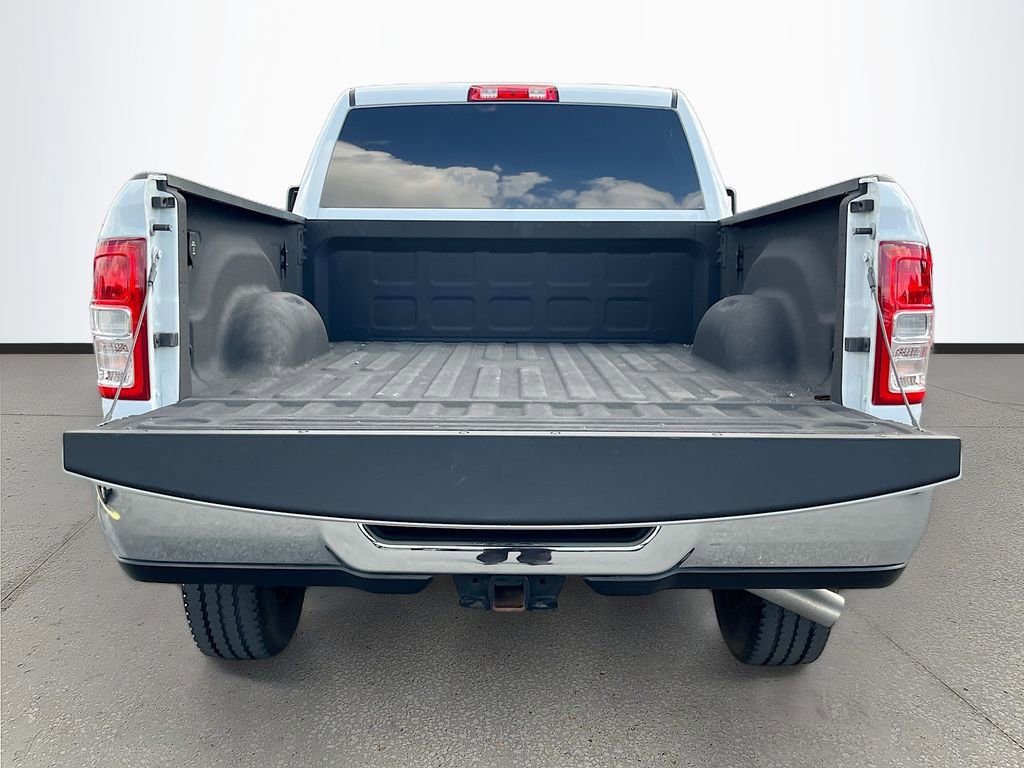 Used 2024 RAM 2500 Tradesman w/ Chrome Appearance Group AWD/4WD image 23