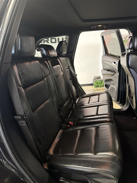 Used 2015 Jeep Grand Cherokee High Altitude RWD image 30
