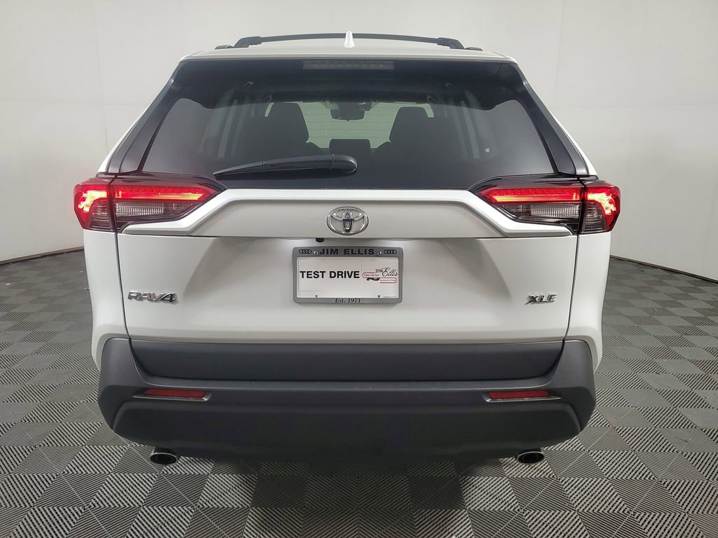 Used 2025 Toyota RAV4 XLE Premium w/ Weather Package FWD image 5
