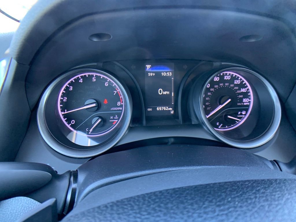 Used 2022 Toyota Camry SE image 18