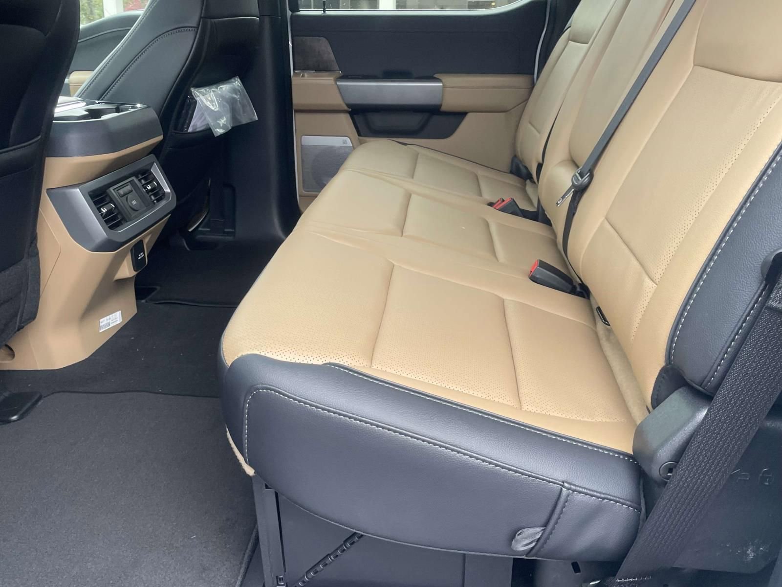 New 2026 Ford F350 Lariat w/ Chrome Package image 8