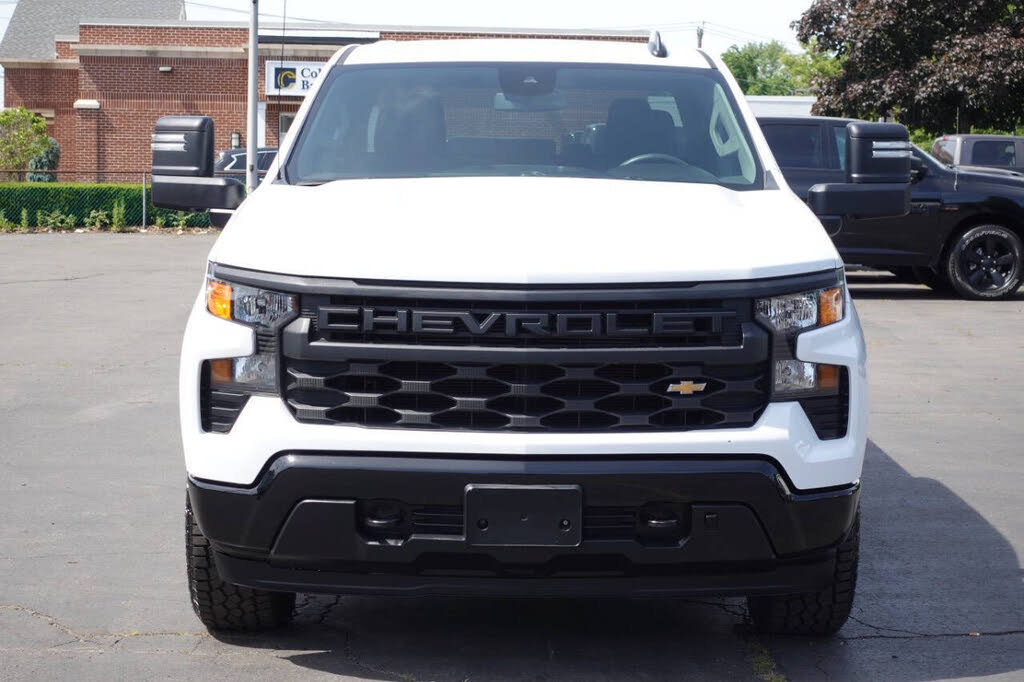 Used 2024 Chevrolet Silverado 1500 W/T w/ WT Value Package AWD/4WD image 5