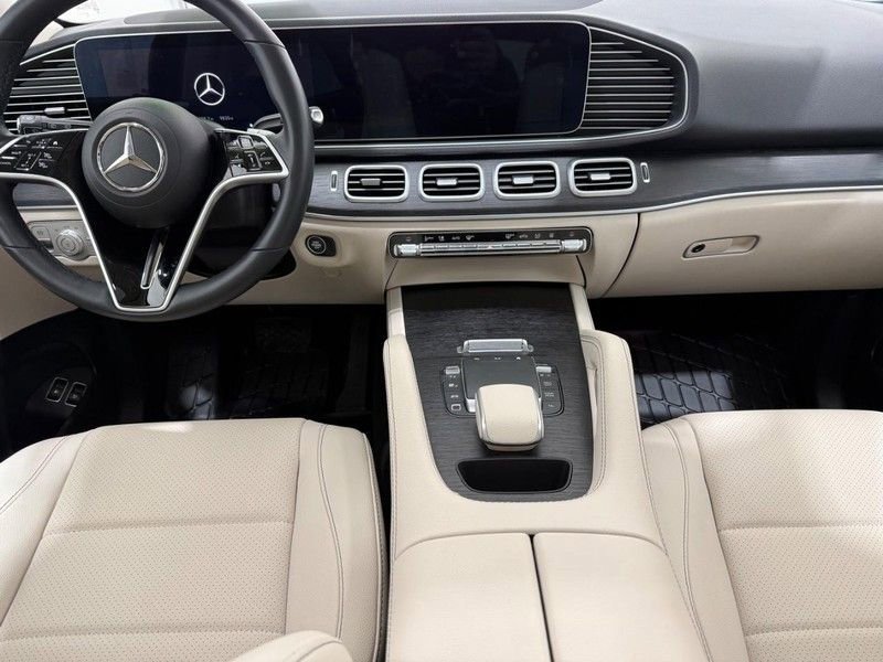 New 2025 Mercedes-Benz GLE 450e 4MATIC image 5