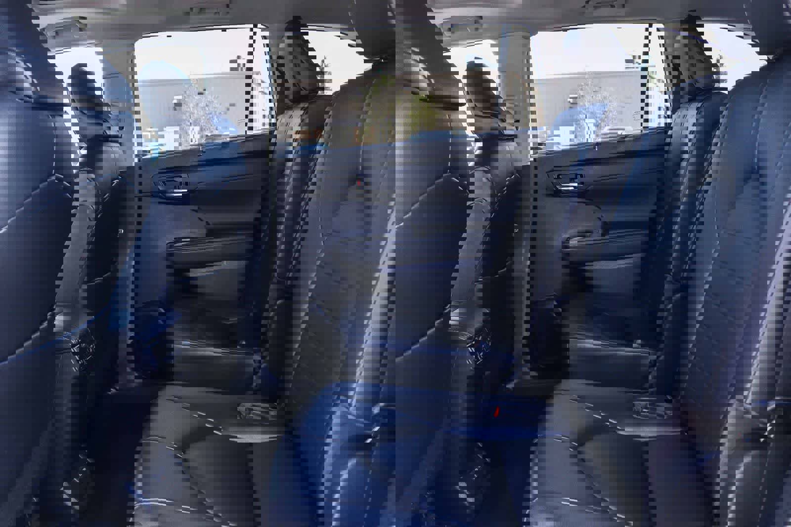 Used 2023 Toyota Highlander XLE image 18