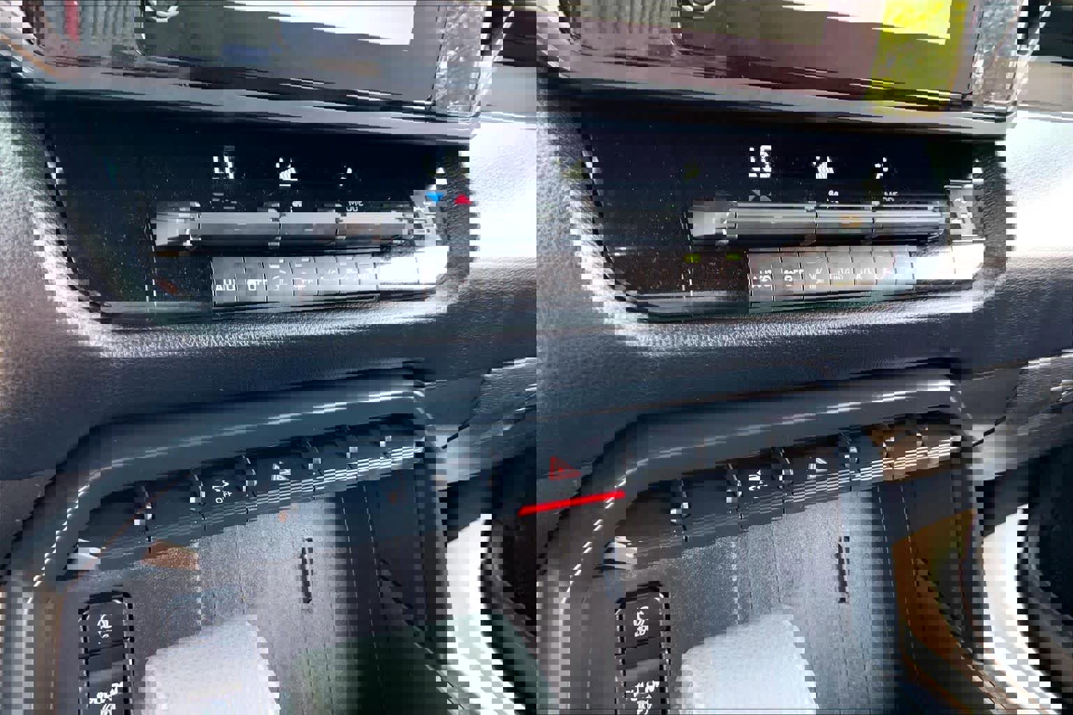 Used 2026 Toyota Tundra SR image 31