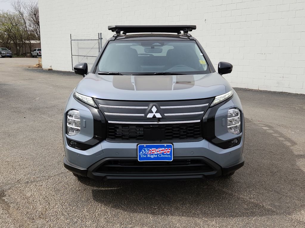 New 2026 Mitsubishi Outlander Trail Edition image 3