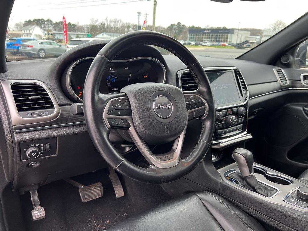 Used 2021 Jeep Grand Cherokee Limited AWD/4WD image 18