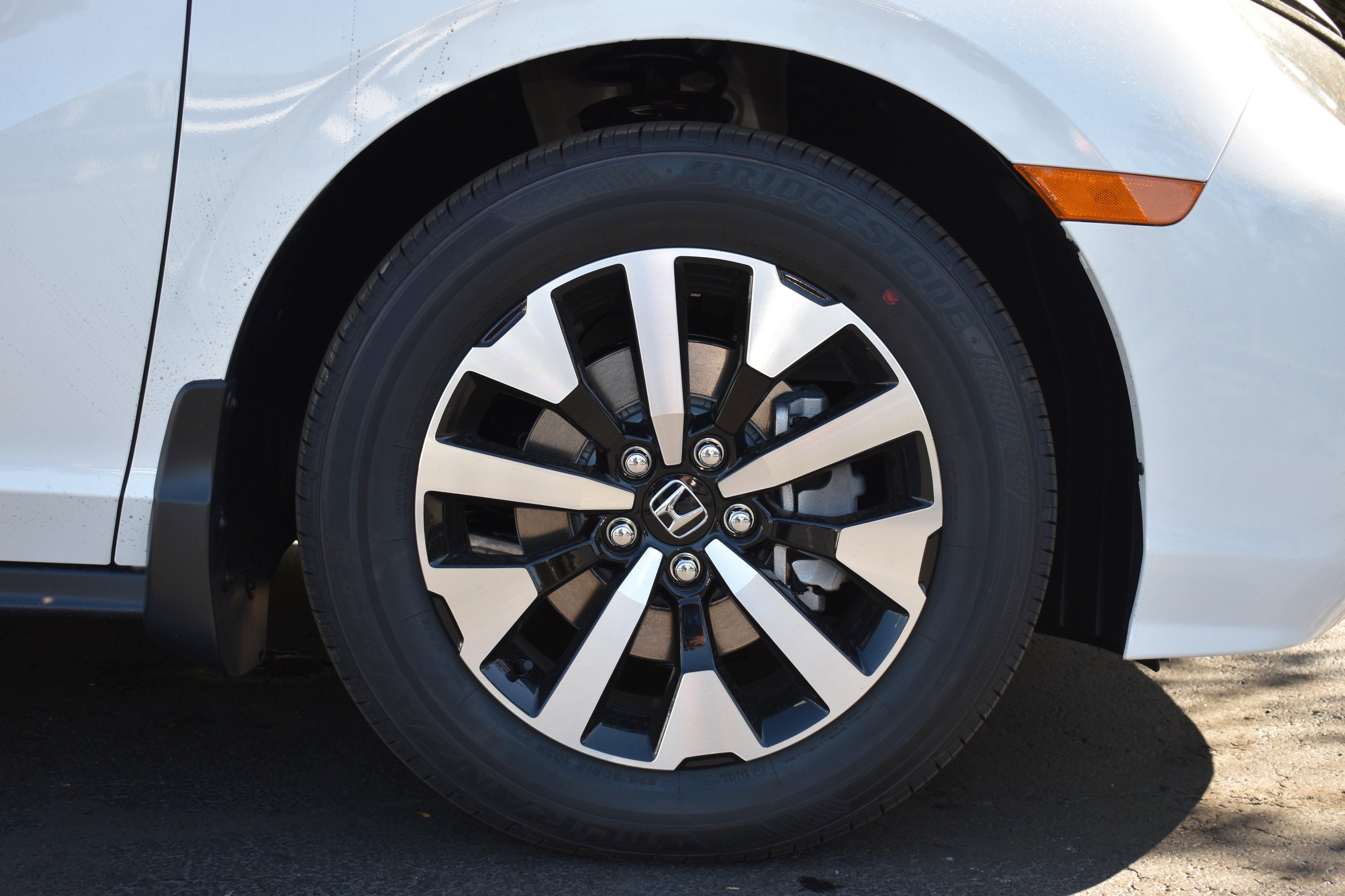 New 2025 Honda Odyssey EX-L image 10