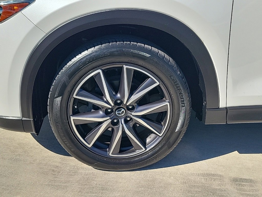 Used 2018 MAZDA CX-5 Touring w/ Preferred Equipment Package image 3