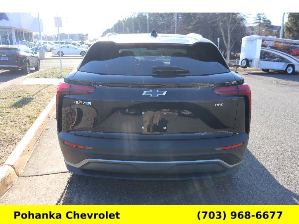 New 2026 Chevrolet Blazer EV LT image 6