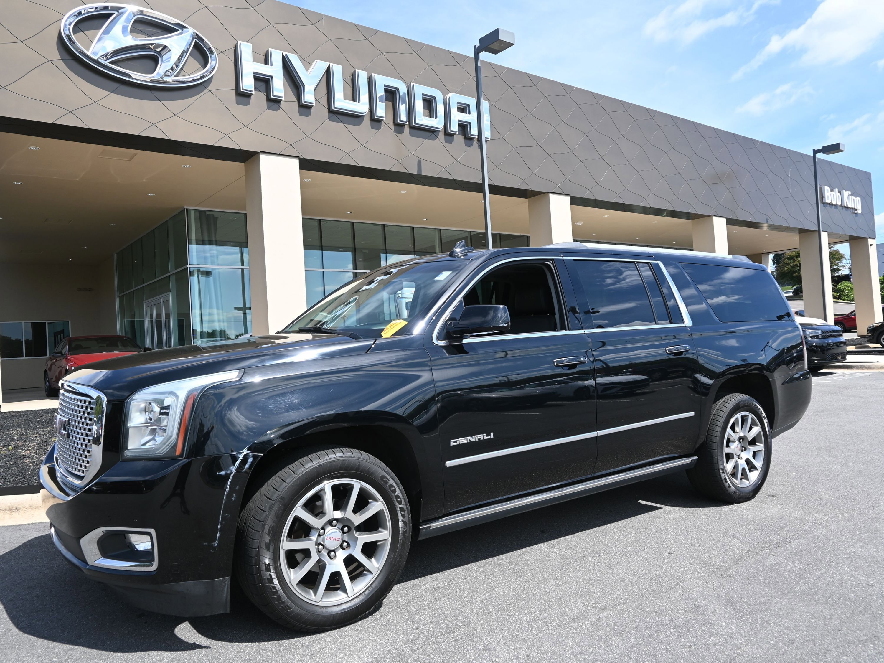 Used 2015 GMC Yukon XL Denali w/ Premium Package