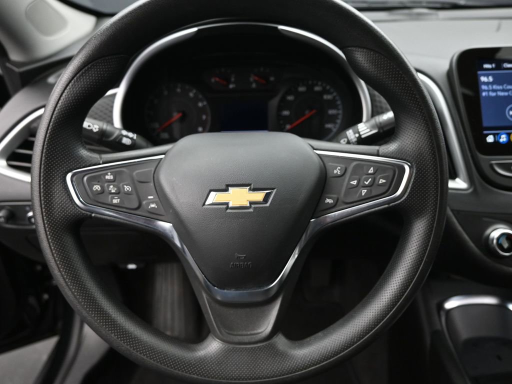 Used 2024 Chevrolet Malibu LT image 13